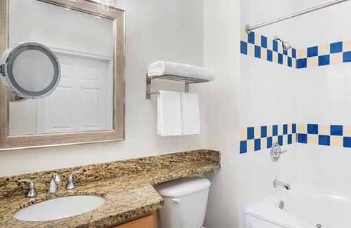 Paradise Island Resort | One Bedroom Deluxe Villa-558 sq ft Kitchenette, private balcony or terrace