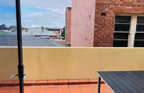 Hamilton Apartment | One Bedroom Deluxe Spa Apartment