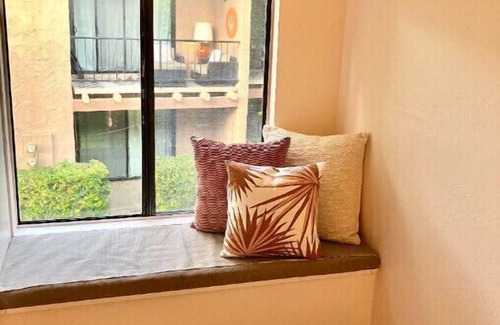 Baristo Condo | One Bedroom Desert Oasis - 30 Day Minimum Rental