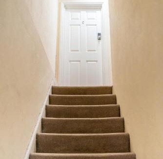 Bush Hill Park Apartment | One Bedroom Flat in Bush Hill Park