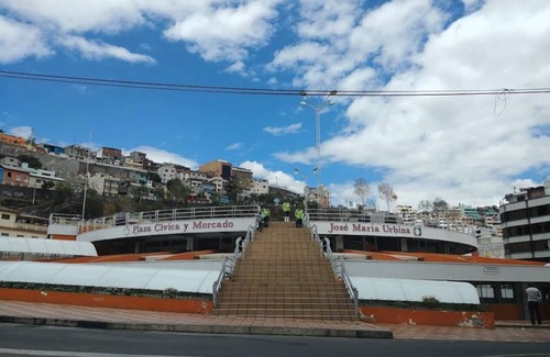 Ambato Apartment | One-bedroom French style apartment in downtown Ambato