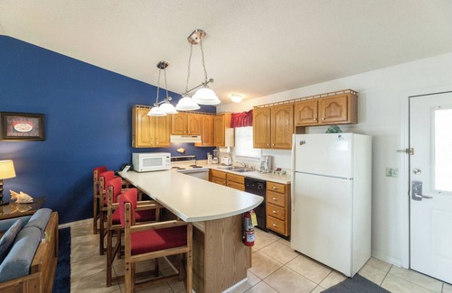 Grand Rivers Condo | One Bedroom Harbor View Condo