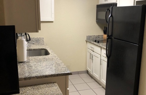 Atlantic City Apartment | One bedroom High-Rise Suite Located on Atlantic City Boardwalk
