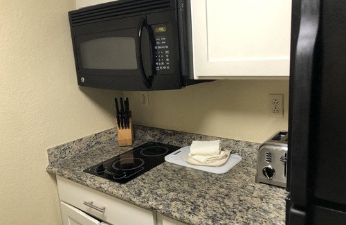 Atlantic City Apartment | One bedroom High-Rise Suite Located on Atlantic City Boardwalk