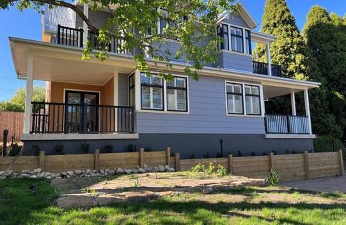 Mittagong Apartment | One-Bedroom Holiday Apartment - Oaklands 2 | Pet Friendly
