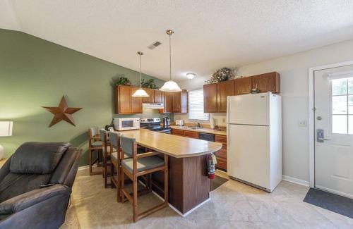 Grand Rivers Condo | One Bedroom Marina View Condo
