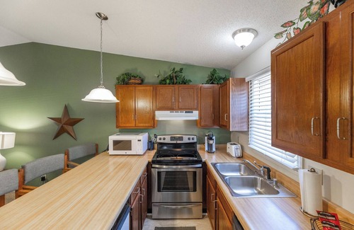 Grand Rivers Condo | One Bedroom Marina View Condo