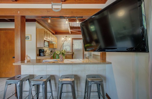 South Sarasota House | One bedroom Mid-Century Gem, West of the Trail.