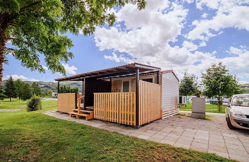 Terme Catez House | One Bedroom Mobile Home with Lake View (owner 4)