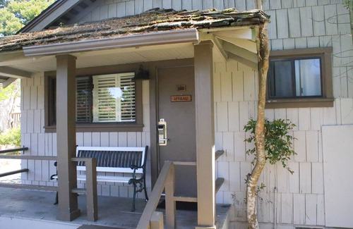 Northeast Carmel Cottage | One Bedroom Suite Cottage