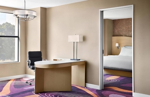 Pasadena Hotel | One Bedroom Ste One King Bed at Pasadena Hotel & Pool