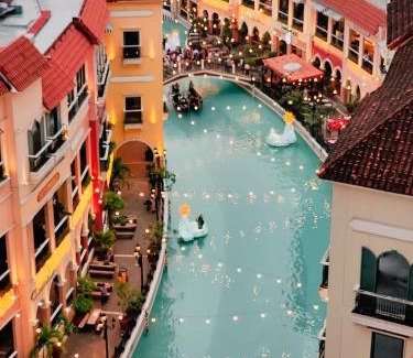 Pinagsama Apartment | One Bedroom Unit with Venice Canal View