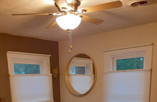 Harvard Apartment | one bedroom upper apartment