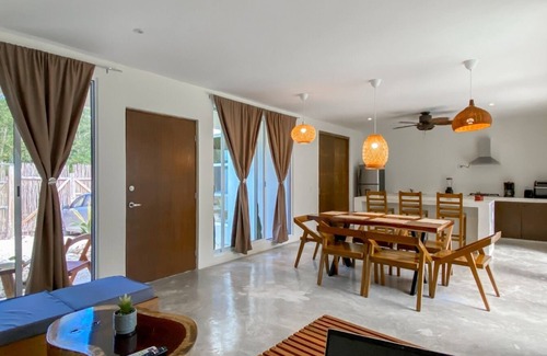 Chemuyil House | One Bedroom Villa 10 min to the beach with a private pool!