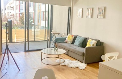 Chatswood CBD Apartment | One Bedroom with Roof Top Pool