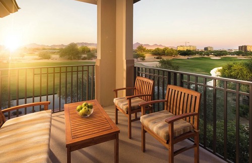 Paradise Valley Village Villa | One-Brm-Premium Villa- 870Sq ftnGreat offering!nRental rates go at $1000/night.
