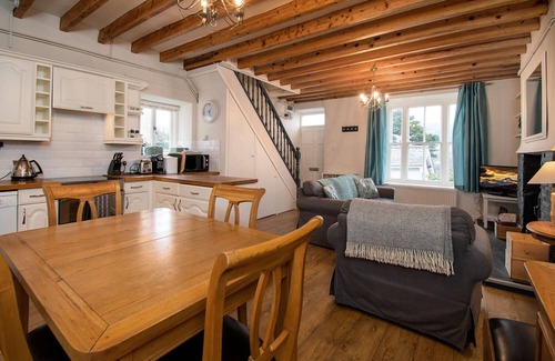 Dolwyddelan Cottage | One Bron Derw - Two Bedroom Cottage, Sleeps 4