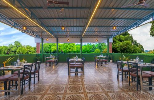 Haridwar Hotel | One Earth Ganga Stone