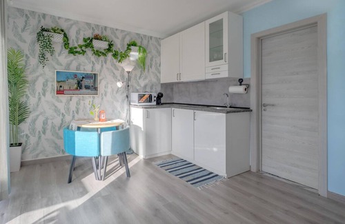 Cascais Villa | One Living Room One Bedroom Apartment with Kitchen in Cascais Beachfront Villa