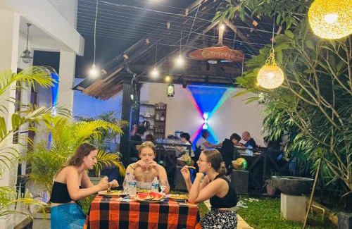 Udawalawa Bed & Breakfast | one love safari bungalow