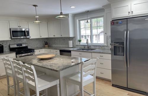 Mashpee House | One mile from South Cape Beach