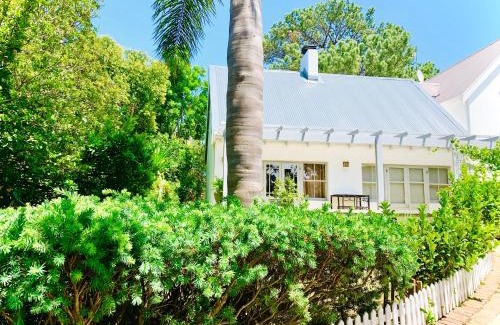 Somerset West House | One Oak Guest House