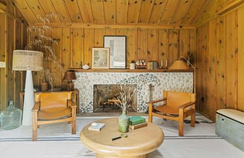 Ocean Hill House | One-of-a-Kind Beach Cabin with Hot Tub
