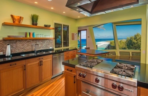 Kilauea House | One-of-a-kind home on the North Shore, beach views