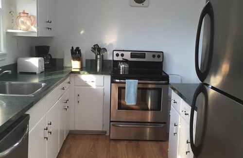Montauk House | One of a Kind Oceanview Cottage