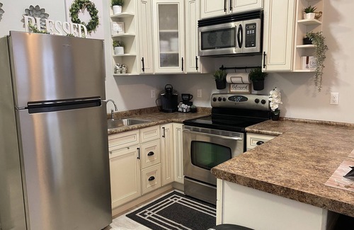 Arlington House | one-of-a-kind tiny but spacious with king-size bed