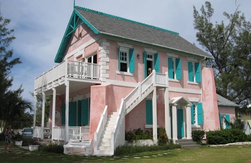 Governor's Harbour Villa | One Palm Hill 3 Bedroom Villa
