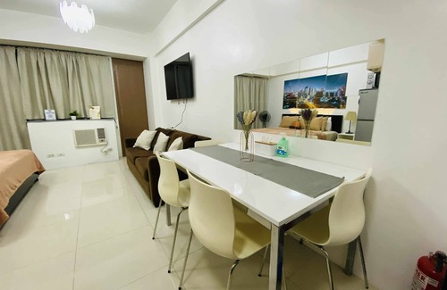 Pasay Condo | One Palm Tree Villas