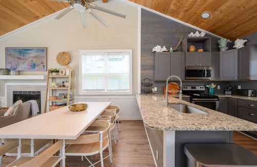 Saint Helena Island House | One Particular Harbor - Harbor Island Oceanfront, Private Pool!
