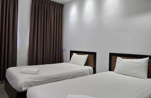 Tabuan Dayak Hotel | One Point Inn King Centre