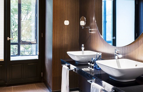 Trafalgar Hotel | One Shot Luchana