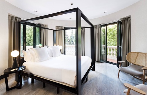 Trafalgar Hotel | One Shot Luchana