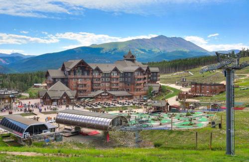 Breckenridge Resort | One Ski Hill, A RockResort