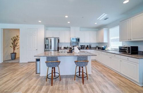 Victorville House | One-story home for families & pets w large fenced backyard