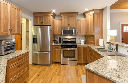 Valley Hill House | One Story Luxury near Hendersonville & the Biltmore!