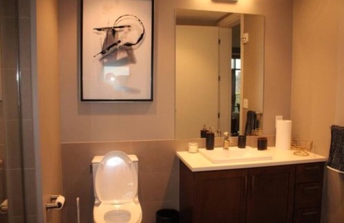 University Circle Apartment | One Univeristy Circle Oasis stay