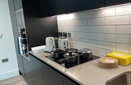 East Acton Apartment | One west point