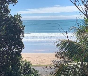 Oneroa Villa | Oneroa Bay Villa Waiheke