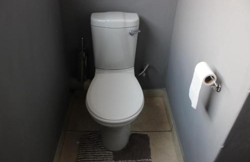 Maseru House | ONESI Guest House