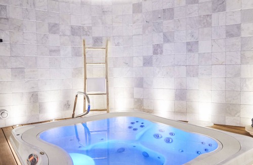 Tournai Bed & Breakfast | Oniro - Luxury Rooms & Wellness Suites - Adults Only