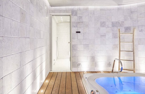 Tournai Bed & Breakfast | Oniro - Luxury Rooms & Wellness Suites - Adults Only