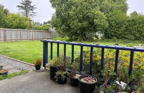 Crescent City North Cottage | Only 1 mile to the beach!