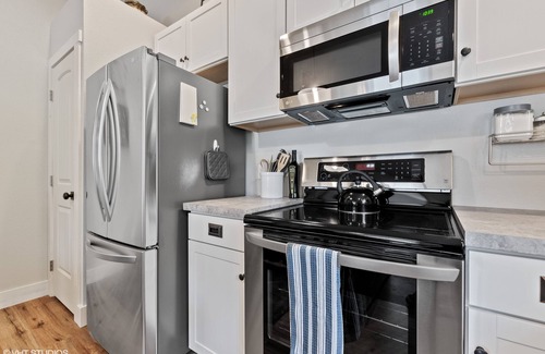 Whitefish Cottage | Only 10 Miles from Glacier Nat'l Park