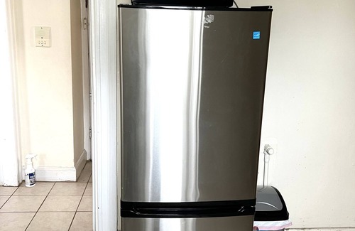 The Heights Apartment | Only 2.3 Miles to NYC Entire Apt Clean & Cozy “At JC Heights”