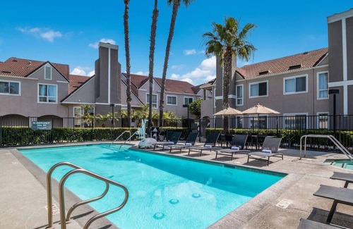 Downtown Village House | Only a 10 Minute Drive to John Wayne Airport! Hotel with Pets Allowed & Parking