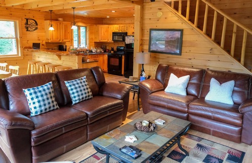 Greenwood Ski Chalet | Only a 200-Yard Walk To West-Side Mount Abram Ski Resort & Bike Park.